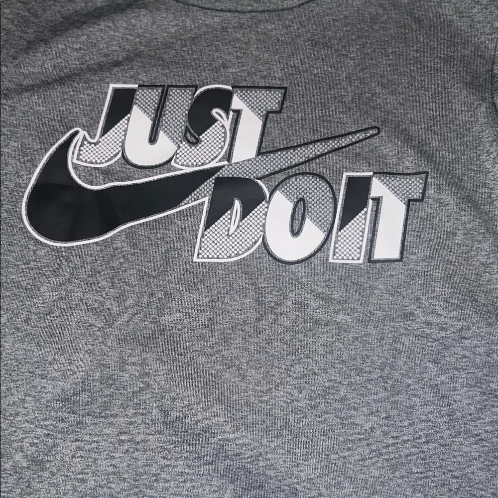 Nike Kids Dark Gray Just Do It T-Shirt size XS- 4